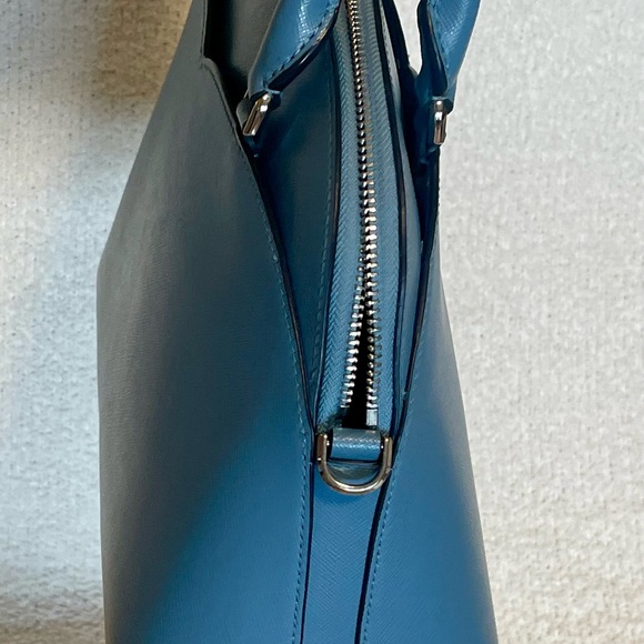 KATE SPADE Never Used! No tags on bag. Beautiful blue with silver hardware. - Picture 6 of 8